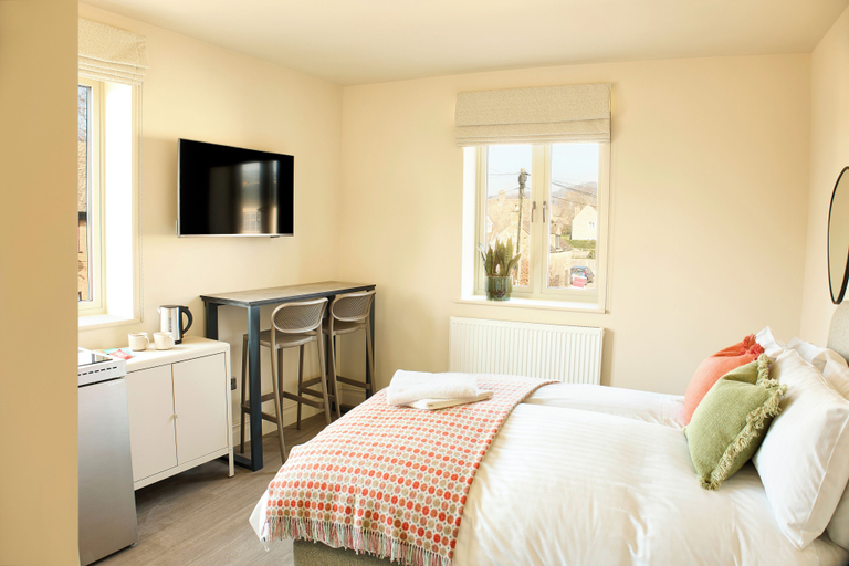 Bedroom 2, George Apartments, Worcestershire