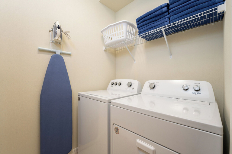 Laundry, Dazzling New 7BR Villa Disney Theme Rms, Polk