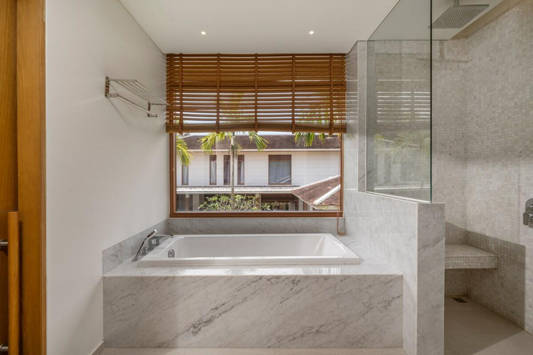 Bathroom 4, The Ocean Estates _ 5 bedrooms _ luxury villa, Da Nang