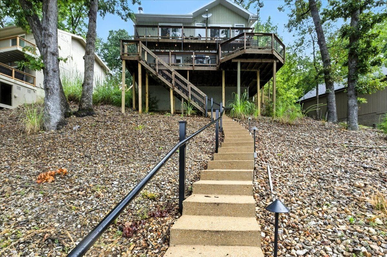 Exterior 3, Garage Parking, Slide, Kayaks & Fun at 10mm, Camden