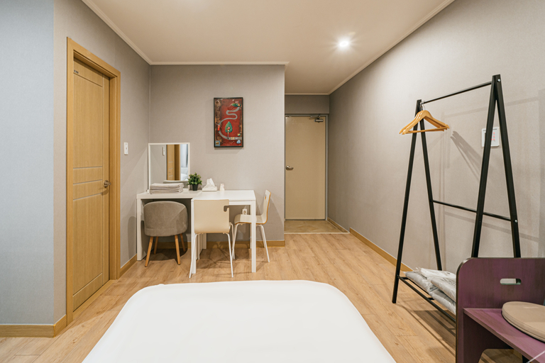 Bedroom 3, Jeju Hotel Stayhyun Dongmun Market, Jeju