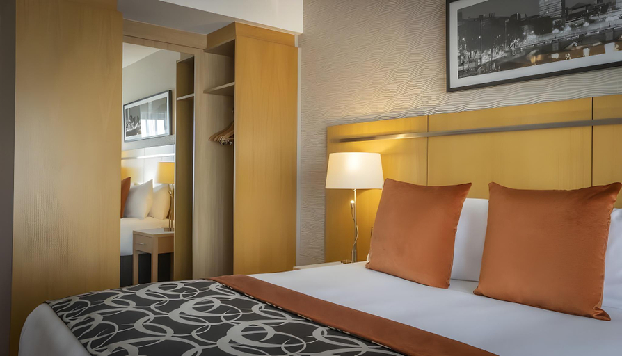 Bedroom 3, Clayton Hotel Liffey Valley, Dublin