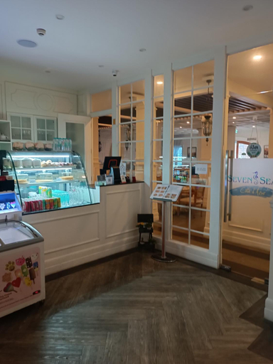 Food & Drinks 5, Seven Seas Cote d' Azur - Sea View, Pattaya