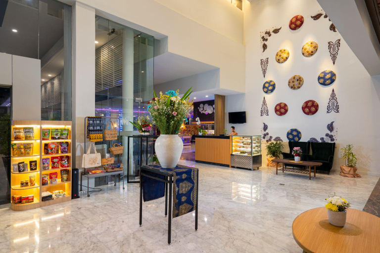 Public Area 3, BATIQA Hotel & Apartments Karawang, Karawang
