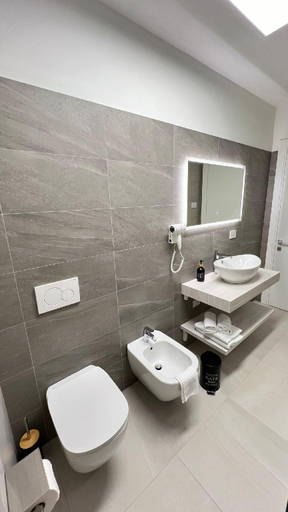 Bathroom 3, Benini Holidays: Villa San Pietro, Trento