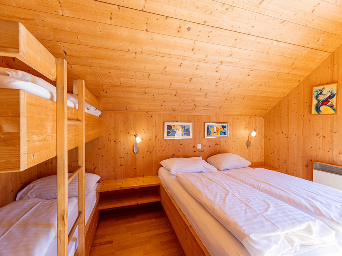 Bedroom 2, Majestic chalet with sauna and whirlpool, Murtal
