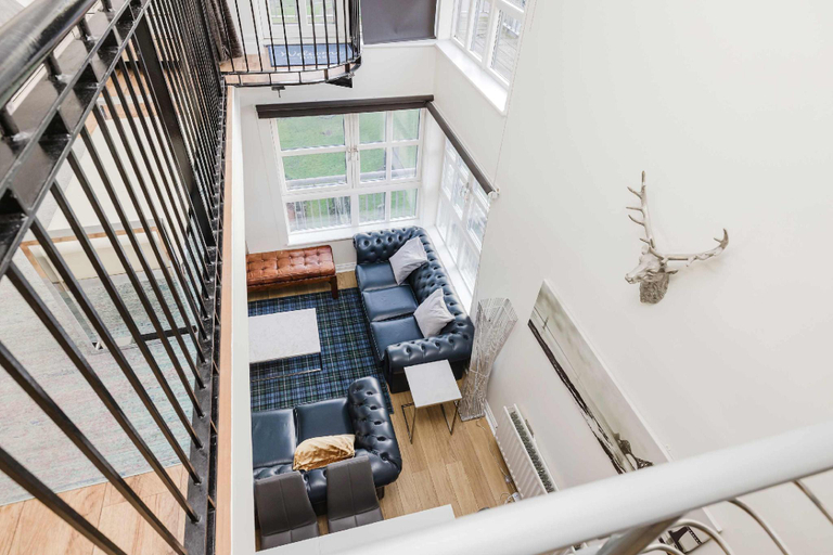 Others 5, Stylish Apartment with Balcony in Old Town, Edinburgh