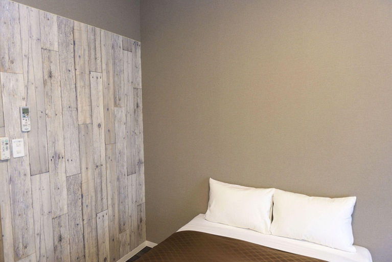 Bedroom 4, Mr. KINJO in MIHARA, Naha