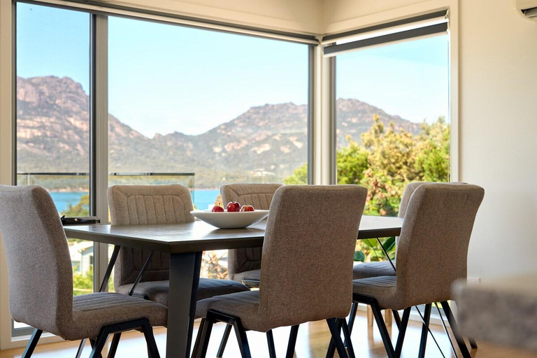 Others 4, Deja Blue 1 - Freycinet, Glamorgan-Spring Bay