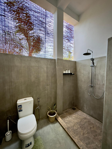 Bathroom 4, Amba Kola Udawalawa, Sevanagala