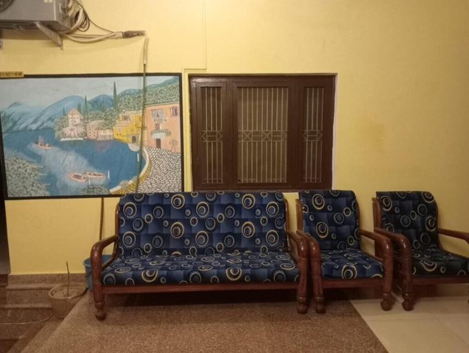 Others 5, the Gangotri inn, Varanasi
