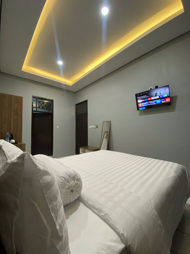 Bedroom 4, Doi Hotel & Resto, Ciamis