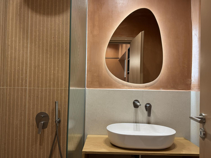 Bathroom 5, Philoxenia Apartments, Crete