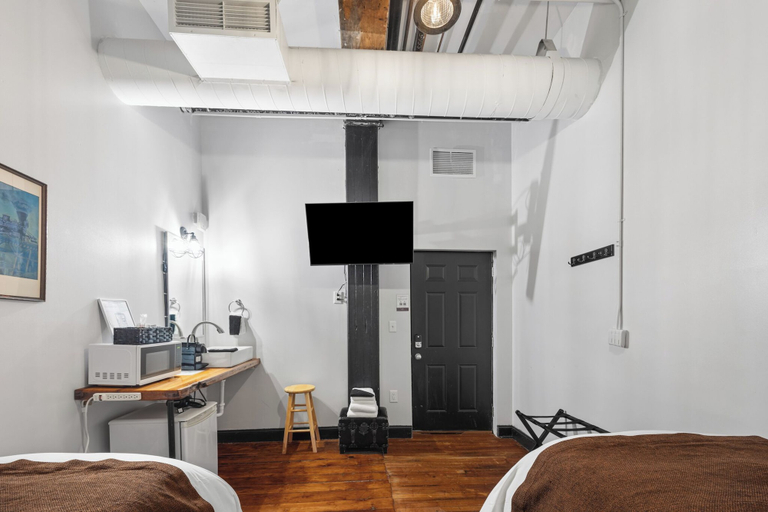 Room 4, Swedetown European Style Hostel, Saint Louis