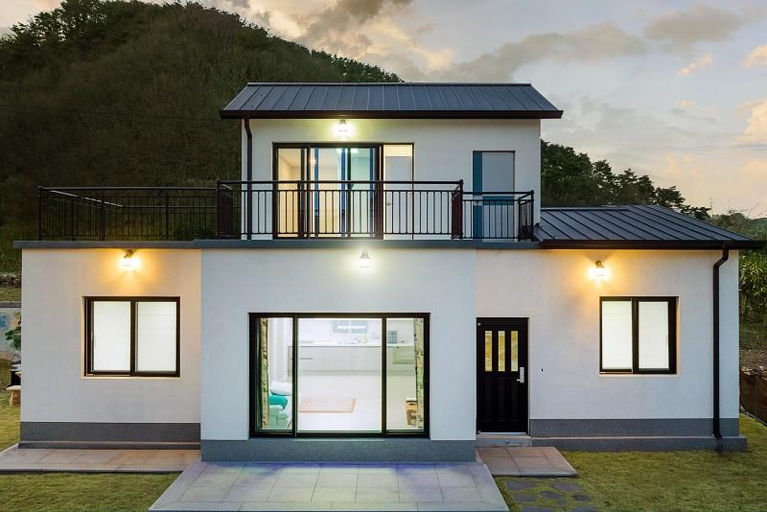 Exterior & Views 2, Gyeongju Sunflower Private Cottage, Gyeongju