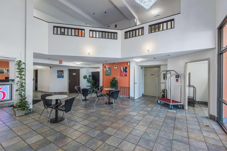 Public Area 2, Motel 6 Lawrence, KS, Douglas