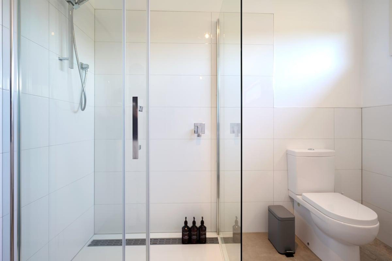Bathroom 3, Deja Blue 1 - Freycinet, Glamorgan-Spring Bay