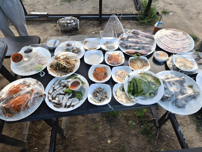 Food & Drinks 5, Tongyeong Yokjido Pension BlueC, Tongyeong