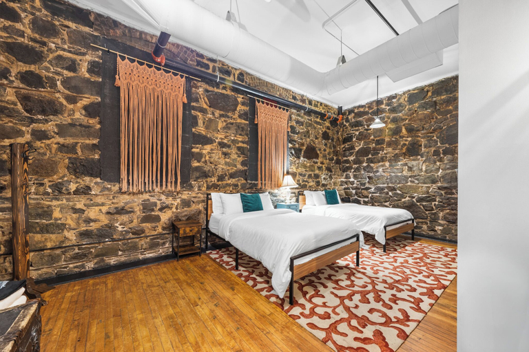 Room 5, Swedetown European Style Hostel, Saint Louis