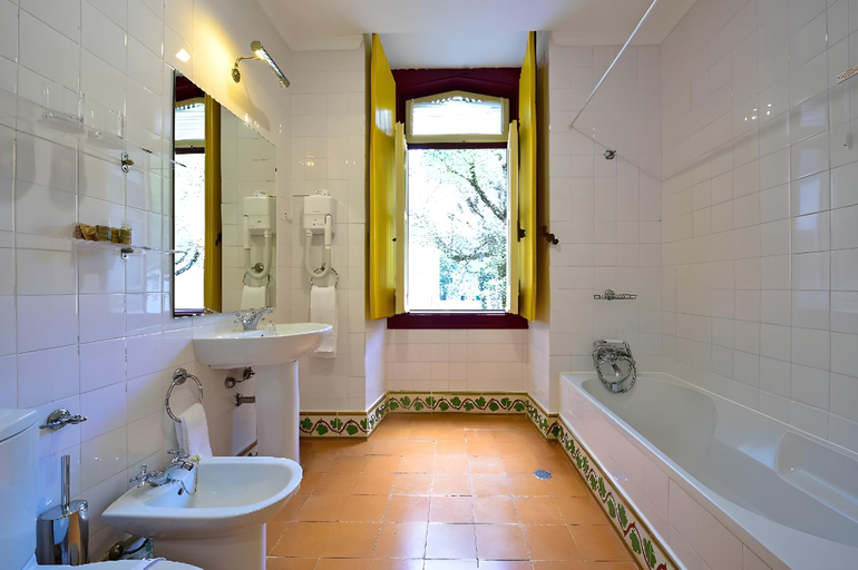Bathroom 5, Hotel Termal - Monchique, Monchique