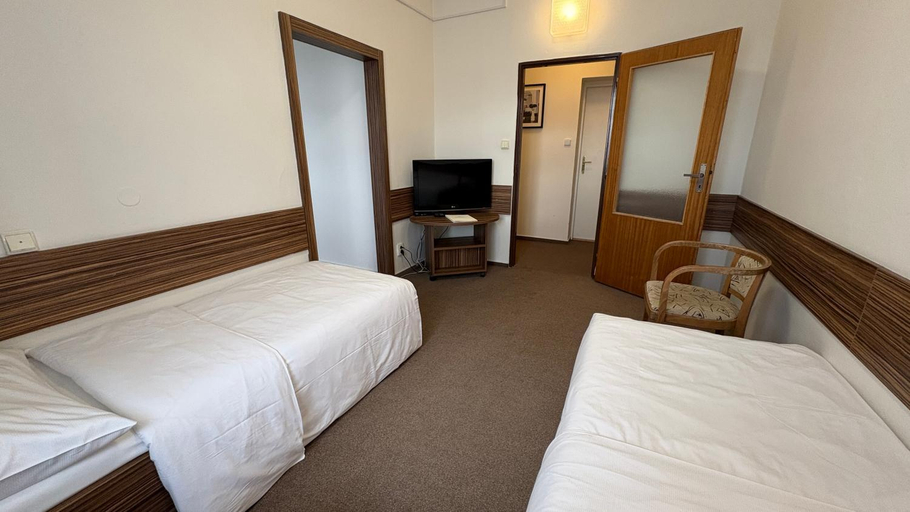 Bedroom 4, B&B Hotel Praha, Nový Jičín
