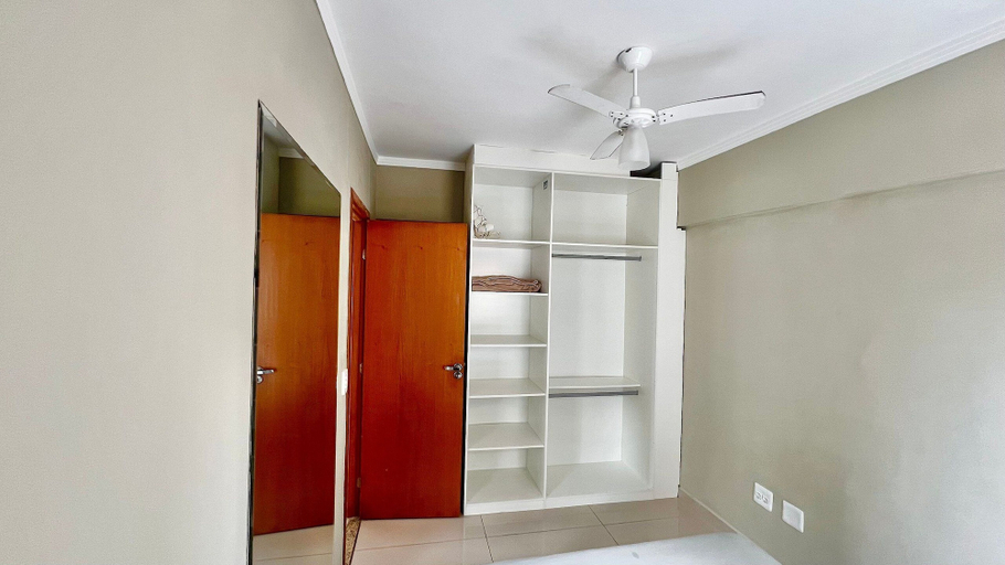 Interior 4, 2 Min da Praia - 2Q - Vaga de Garagem, São Vicente