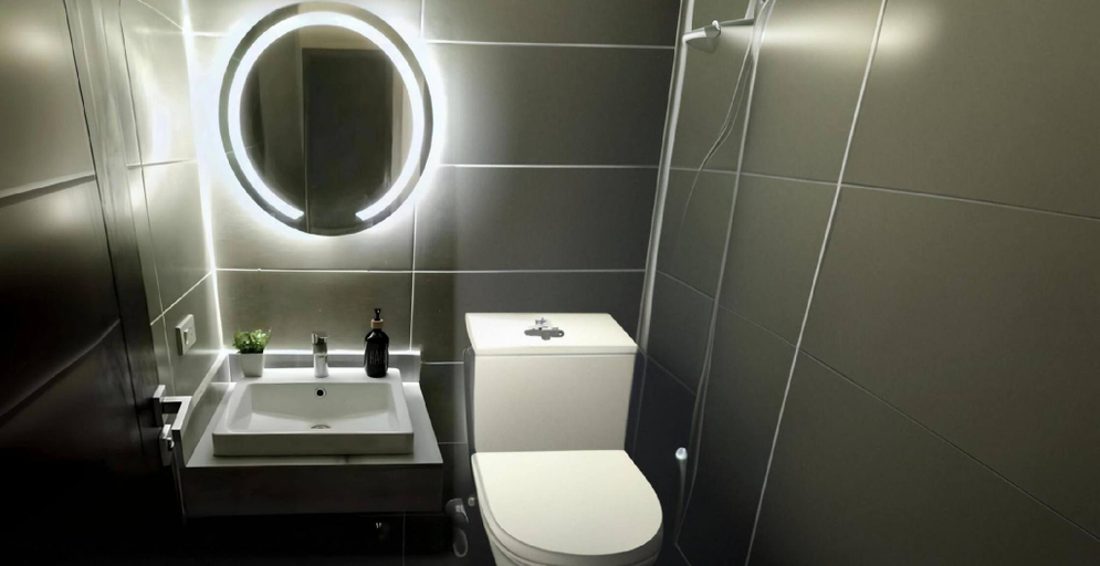Bathroom 3, Salty Life Chalet, Azha, 'Ataqah
