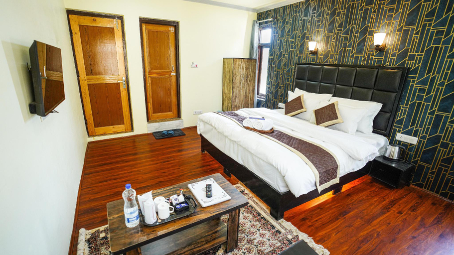 Bedroom 5, The ivory , Srinagar