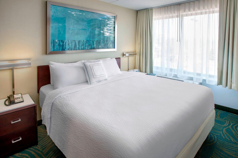 Room 4, WILLOW GROVE SUITES by IHG, Montgomery