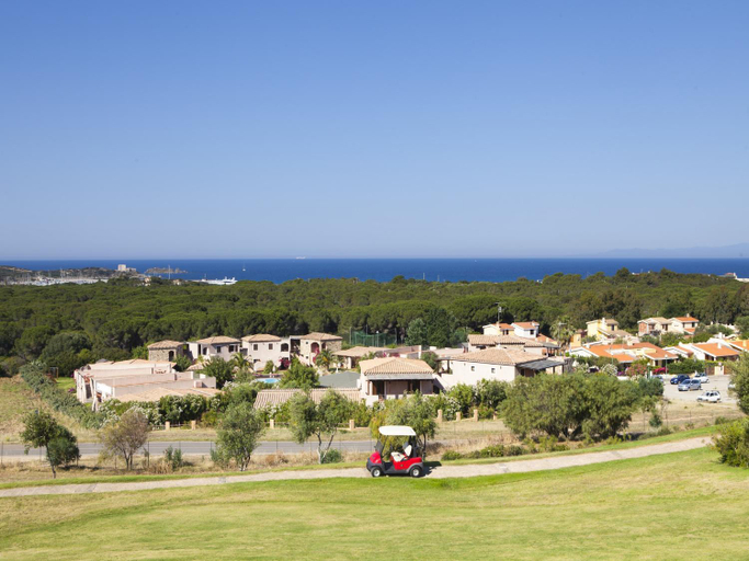 Exterior view 2, Sardinian-style apartment near beach, Cagliari