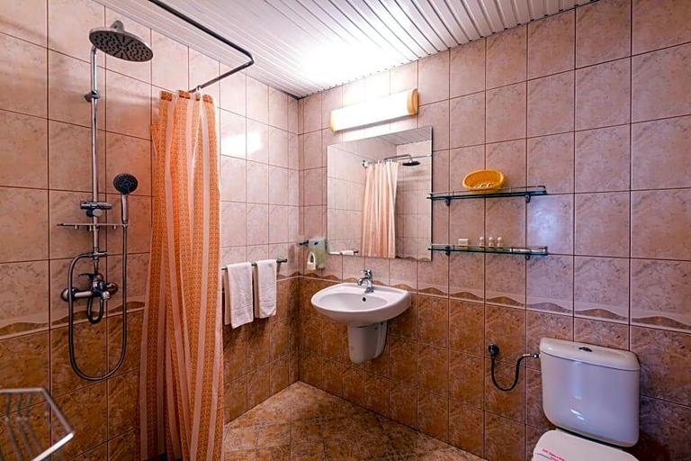 Bathroom 4, Lotus, Nesebar