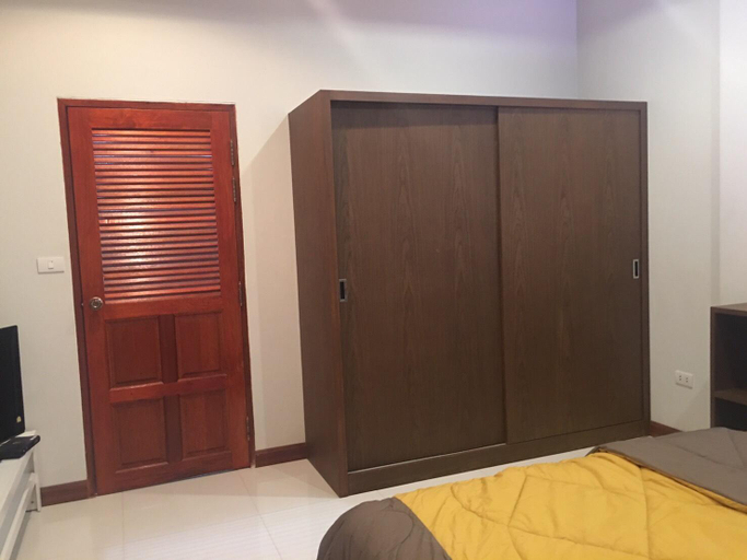 Bedroom 3, Nuch's Apple Guest House, Si Bun Ruang