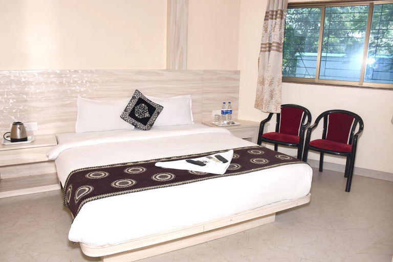 Bedroom 3, Kiwi International,Hotel,Mumbai, Mumbai Suburban