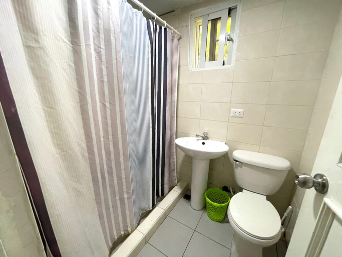 Bathroom 4, STUDIOS POOL AND BEACH, Salvaleon de Higuey