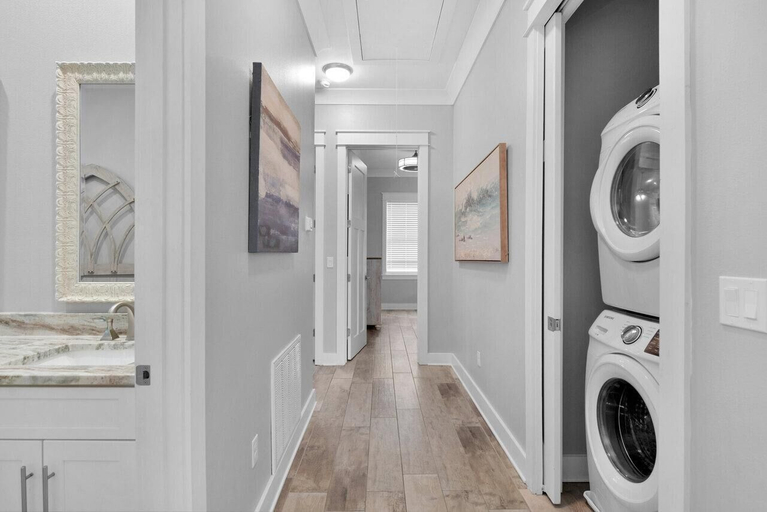 Bathroom 2, Coastal Grace, Walton