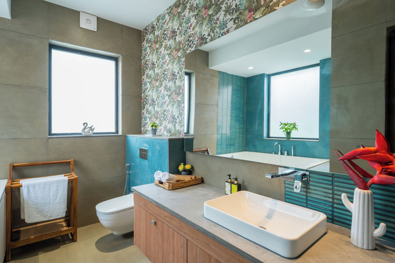 Bathroom 2, Laguna Pulse, North Goa