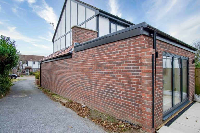 Exterior 5, Hatherleigh Drive - 2 Bedroom House - Mumbles, Swansea