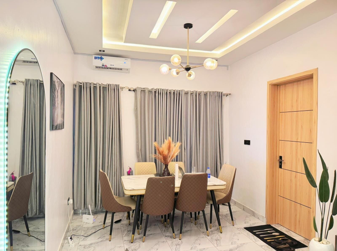In-room dining, Snowdrop Apartments, Eti-Osa