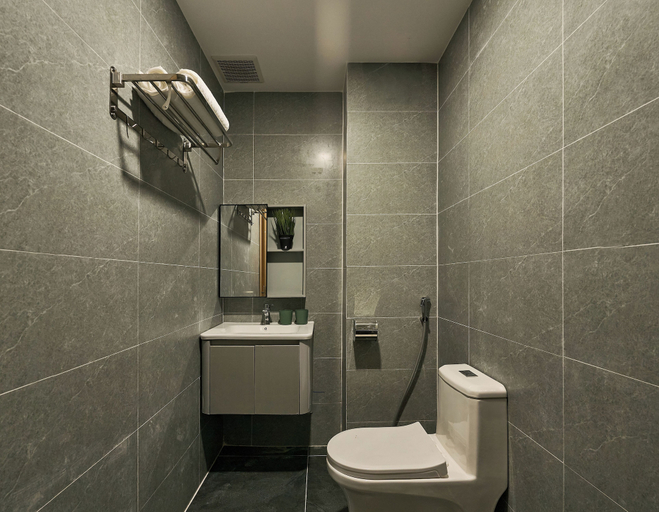 Bathroom 5, Secret Garden Phan Xich Long, Phú Nhuận