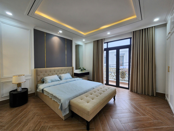 Room 5, Huynh Tan Phat Home, Nhà Bè
