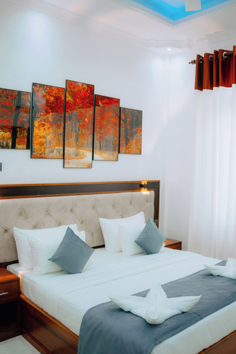 Room 3, kings town hotel, N. Palatha Central