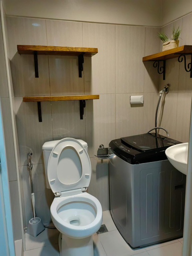 Bathroom 4, MOA Condotel Shell Residences , Pasay City