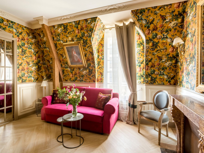 Living area 5, Merveil Signature Suite - Alfred, Paris