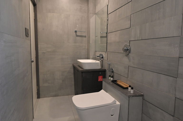 Bathroom 2, Plumeria Hotel, Kachchh
