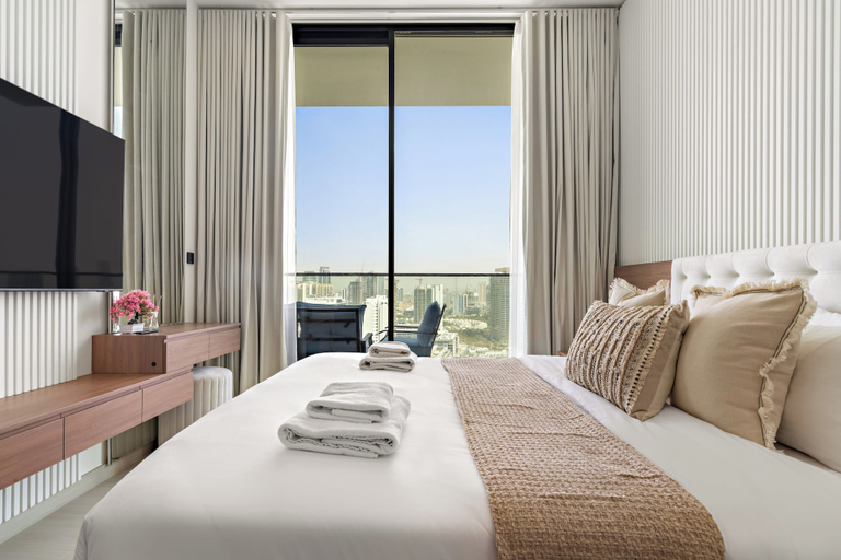 City view, Silkhaus Binghatti Onyx, Dubai