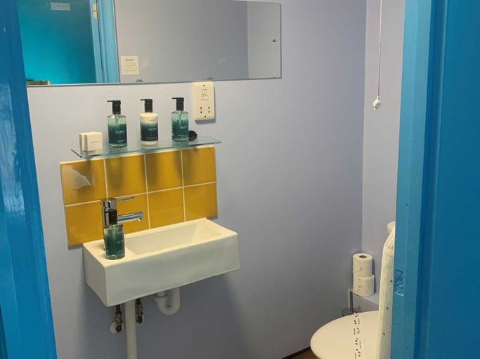 Bathroom 3, The Poacher Portishead, North Somerset