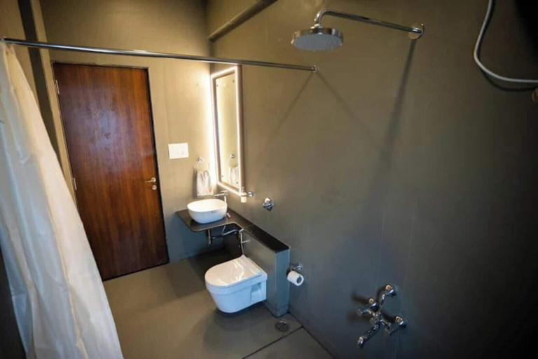 Bathroom, Amber Villa By Spandan Holiday Homes, Nashik