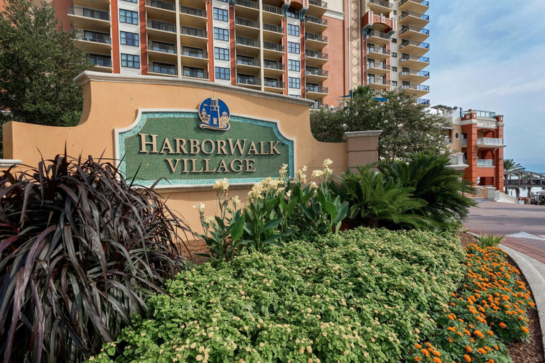 Property grounds 3, Emerald Grande W421, Okaloosa