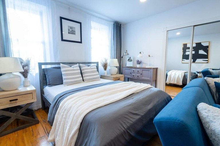 Room 4, 350 Gramercy Apt, New York