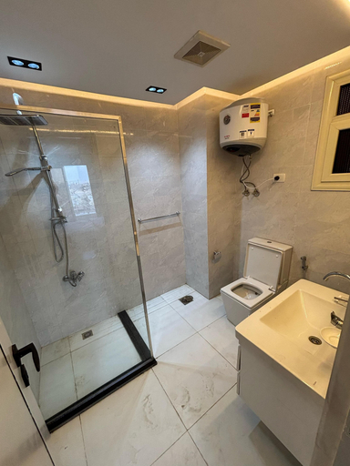 Bathroom 4, ALSAWAH 5-Bedroom Duplex with Nile View  Zamalek, Zamalik